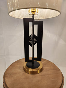 390F3 Deville Table Lamp