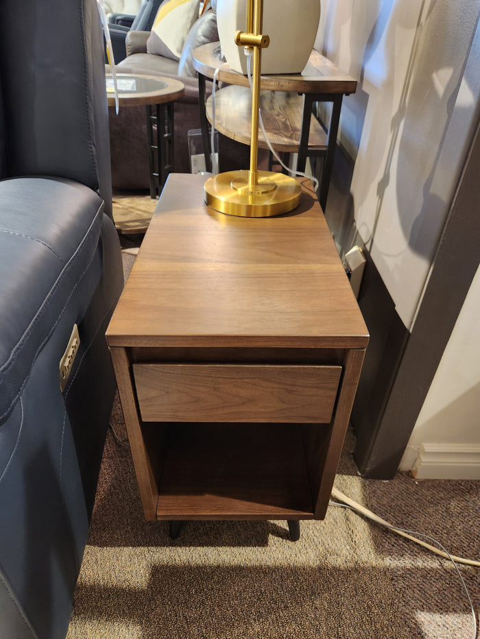 N-EV23 Evora Chairside End Table