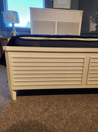 Magnussen B6310 - Echo Isles Bed: white wood frame, transitional casual style, horizontal slat details.