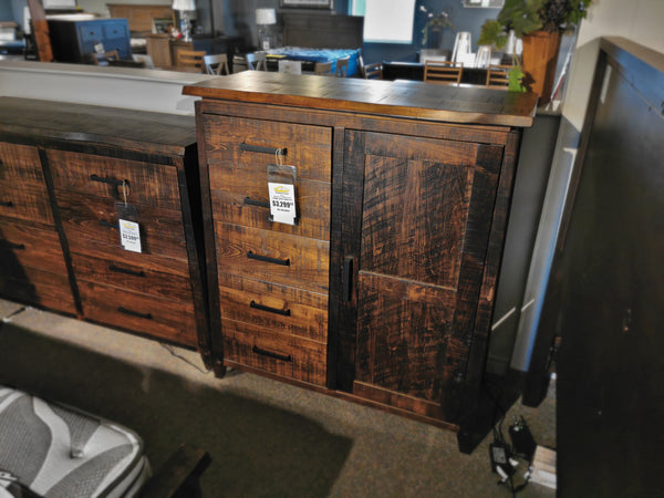 The Handstone PE27 Pemberton Gentleman's Chest features sculpted curves, four drawers, and custom metal hardware.