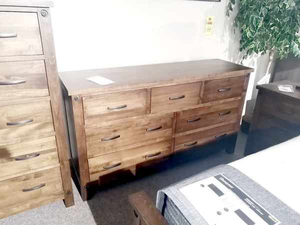 286 Seven-Drawer Dresser