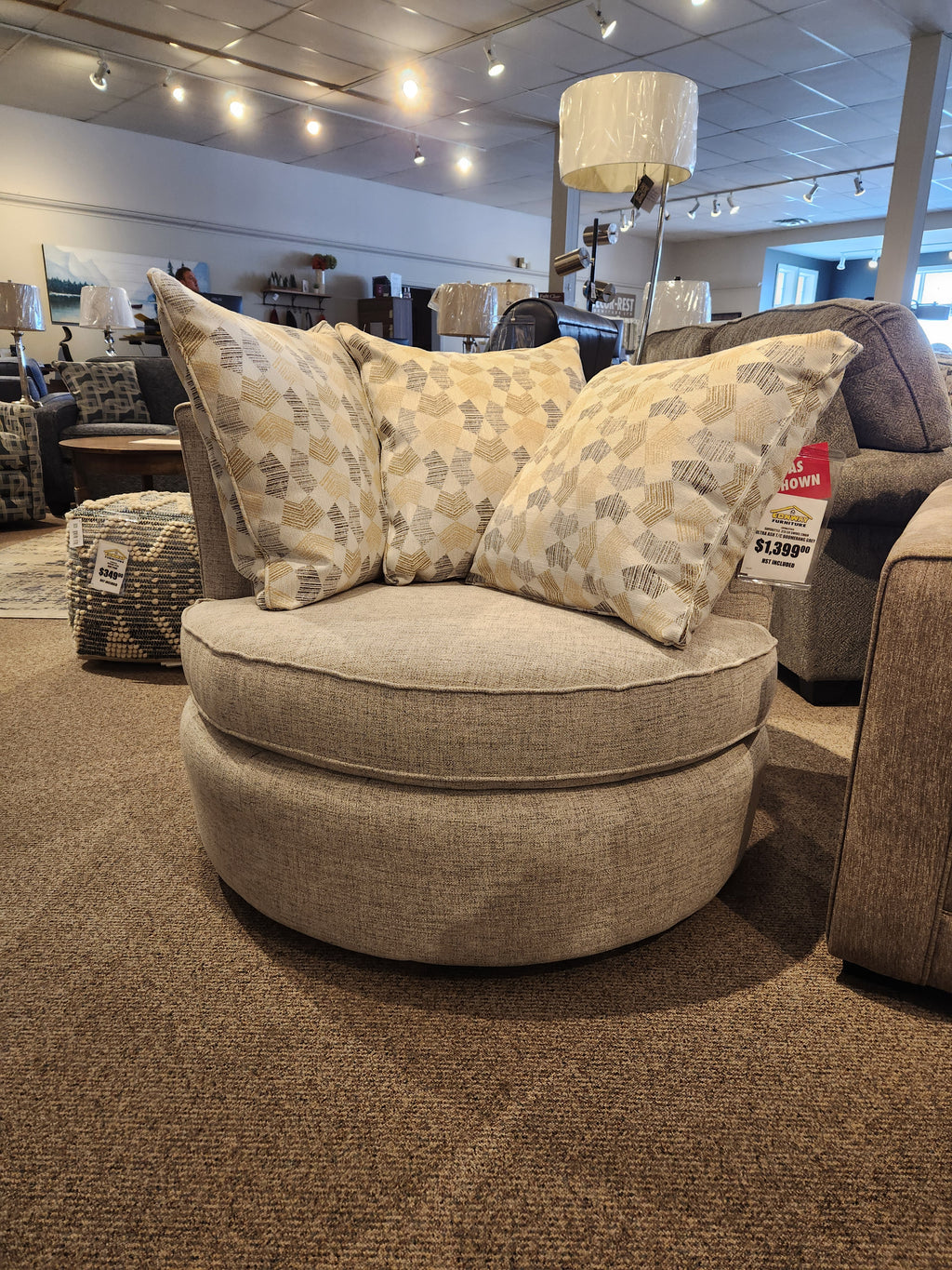 373-59 Swivel Chair – Conway Furniture