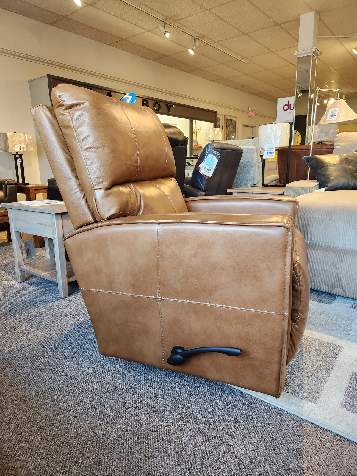 759 Maddox Rocker Recliner – Conway Furniture1