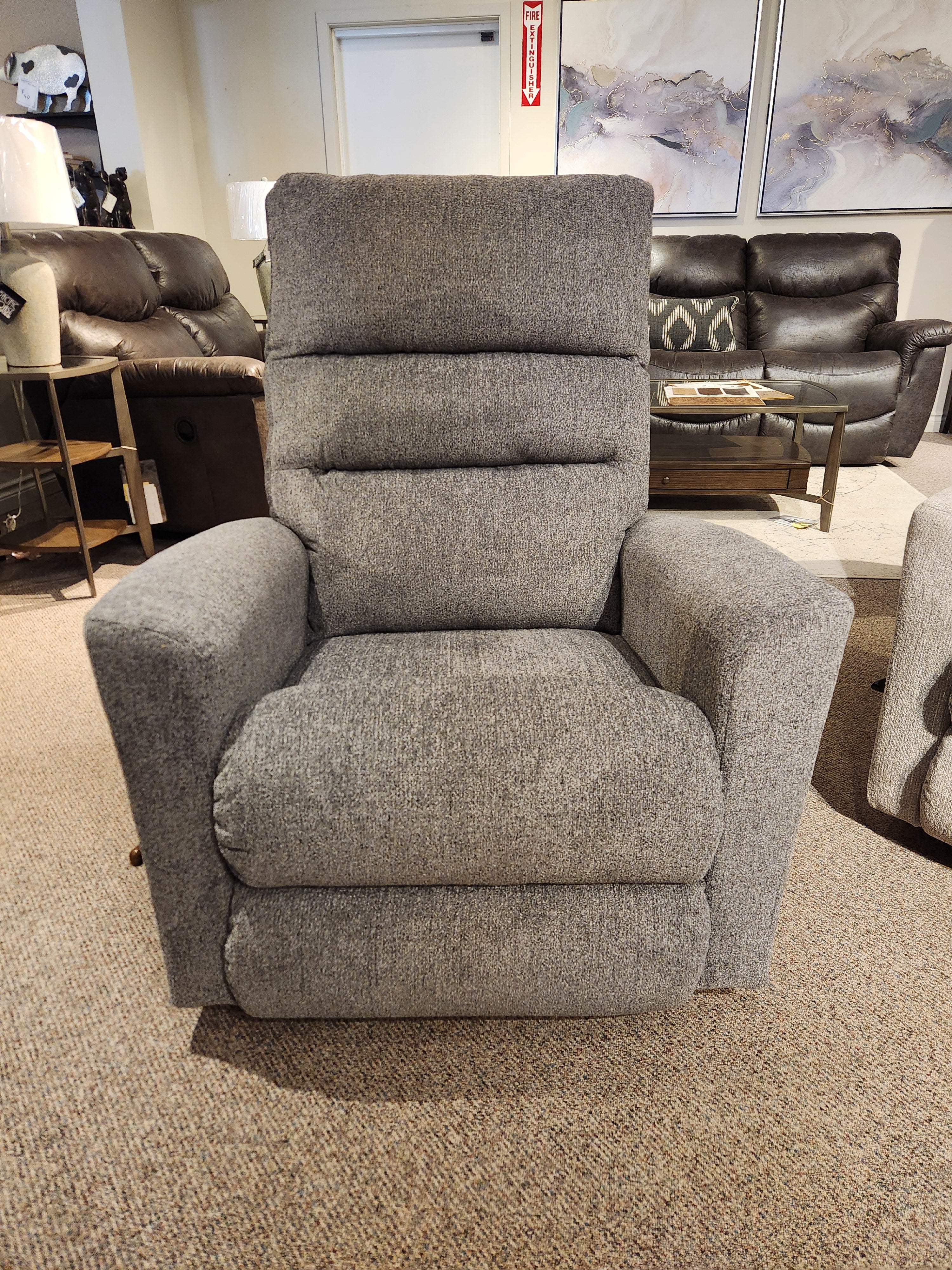 ⭐️nao⭐️ La-Z-Boy® Liam Fawn Power Wall Reclining Loveseat with