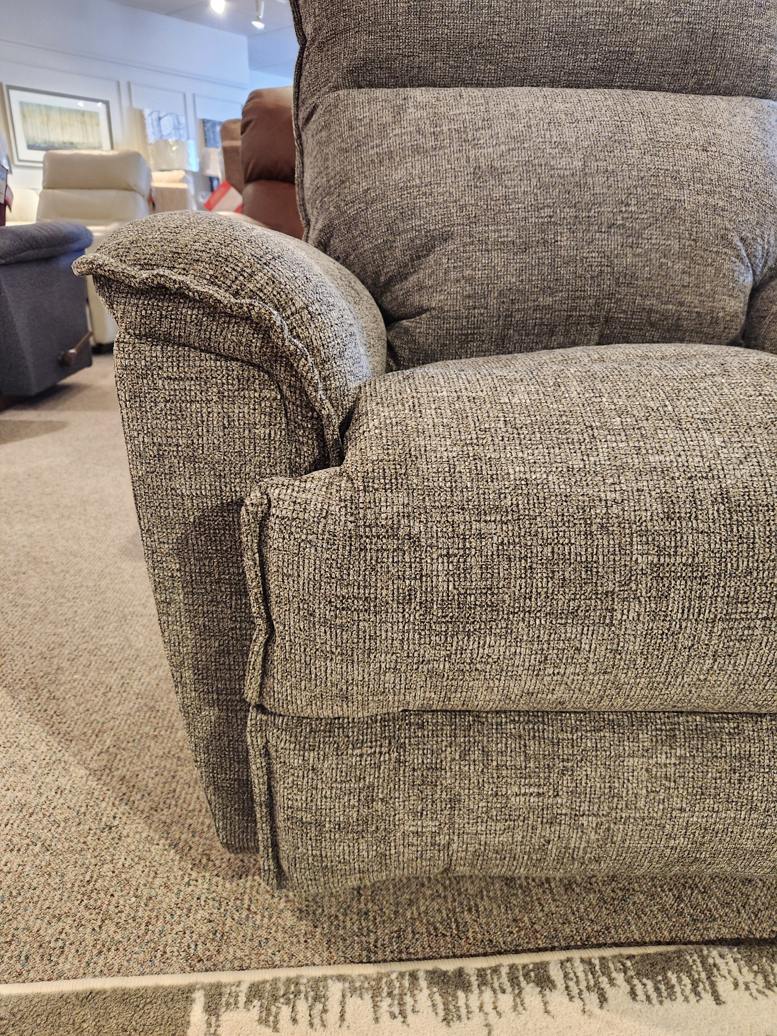 a♡ LA-Z-BOY Jay Reclining Loveseat 448706 | Robinson's Furniture