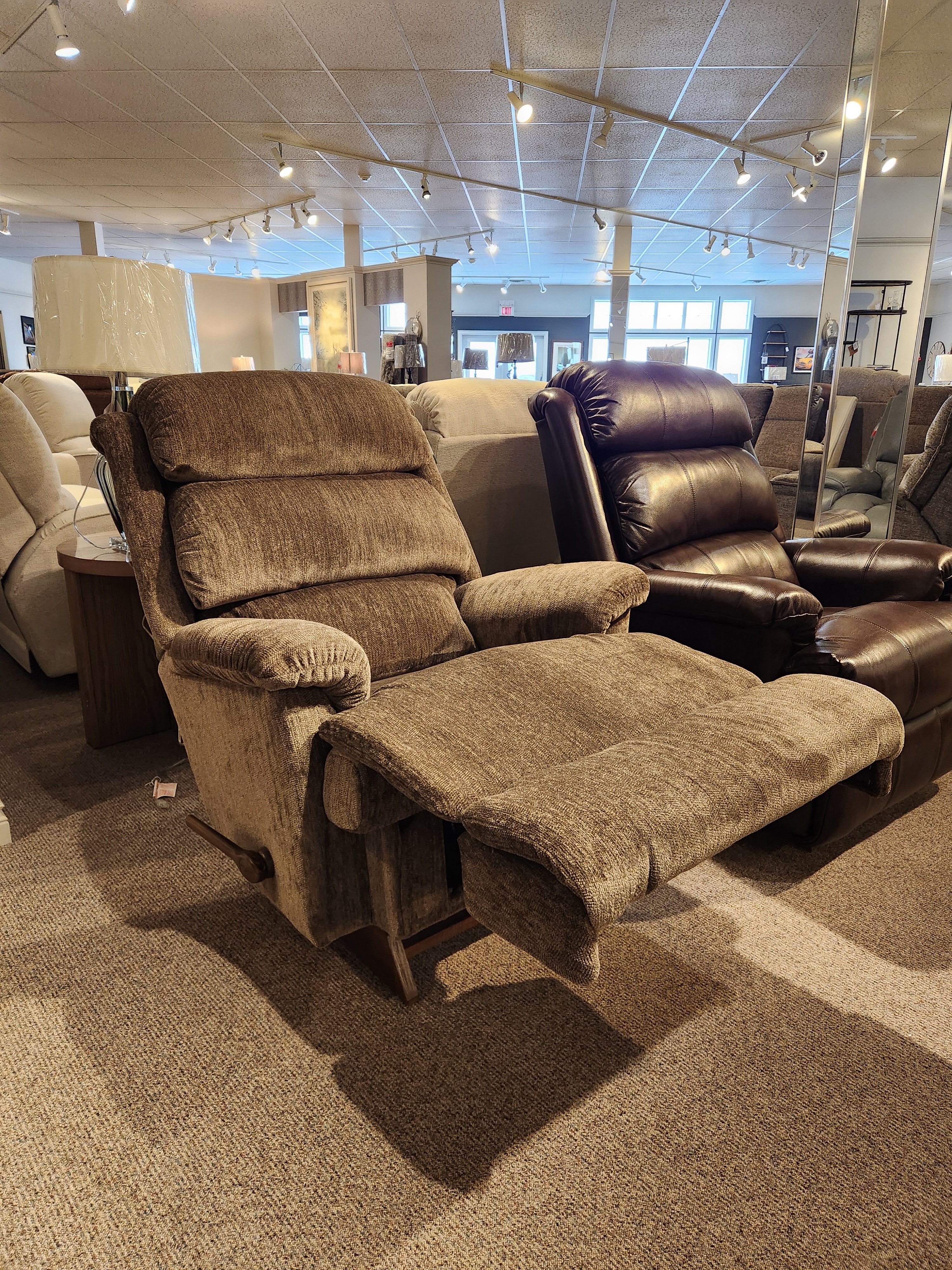 La-Z-Boy 519 Astor Rocker Recliner | Living Room | Conway Furniture