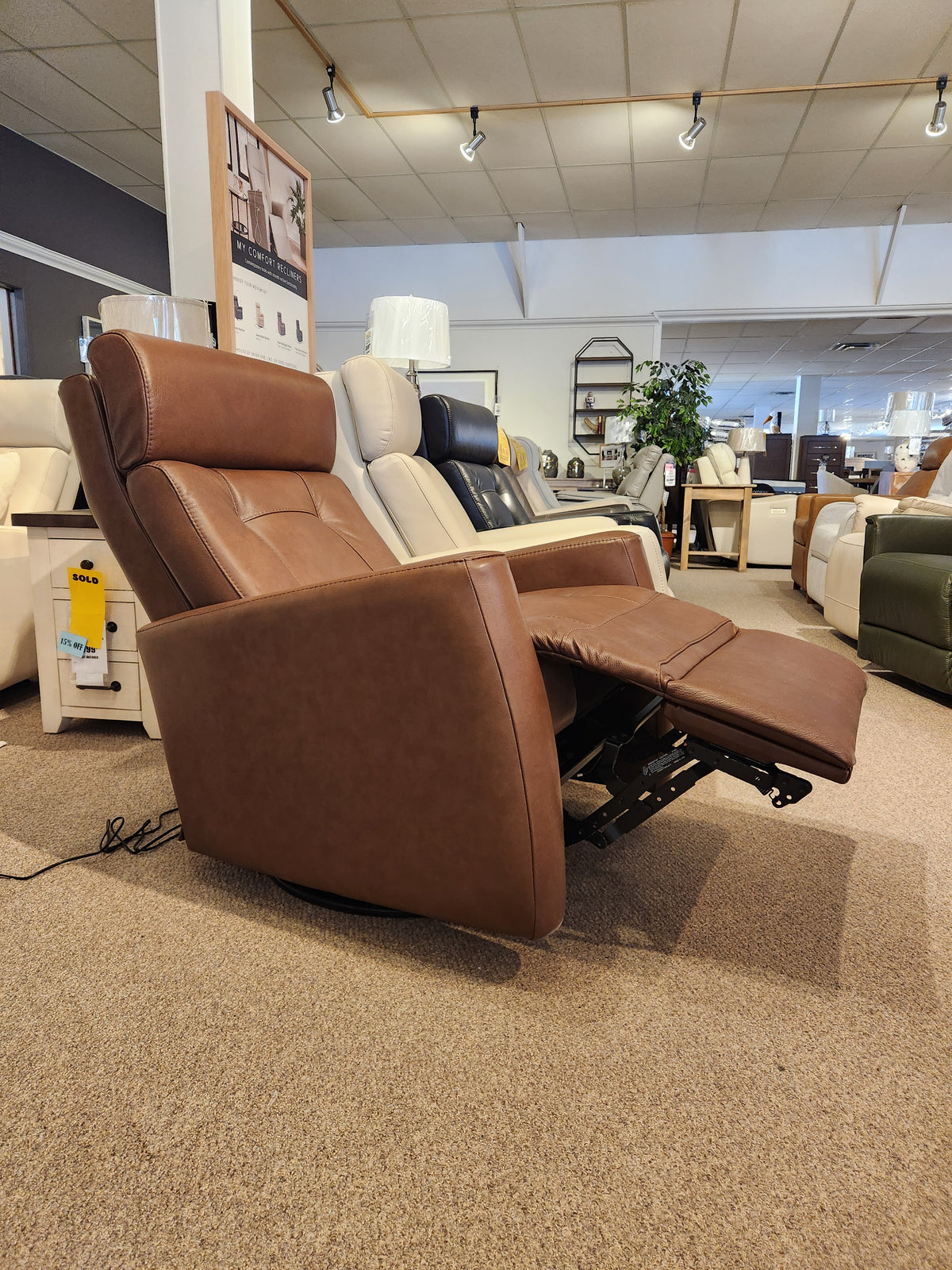 42204 West Coast Power Swivel Glider