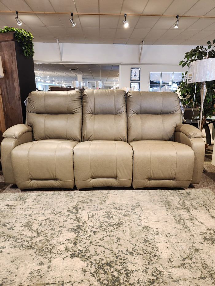 The Best Maverly S910 tan leather recliner sofa seats three, featuring a Comfort Dial and tilt headrest.