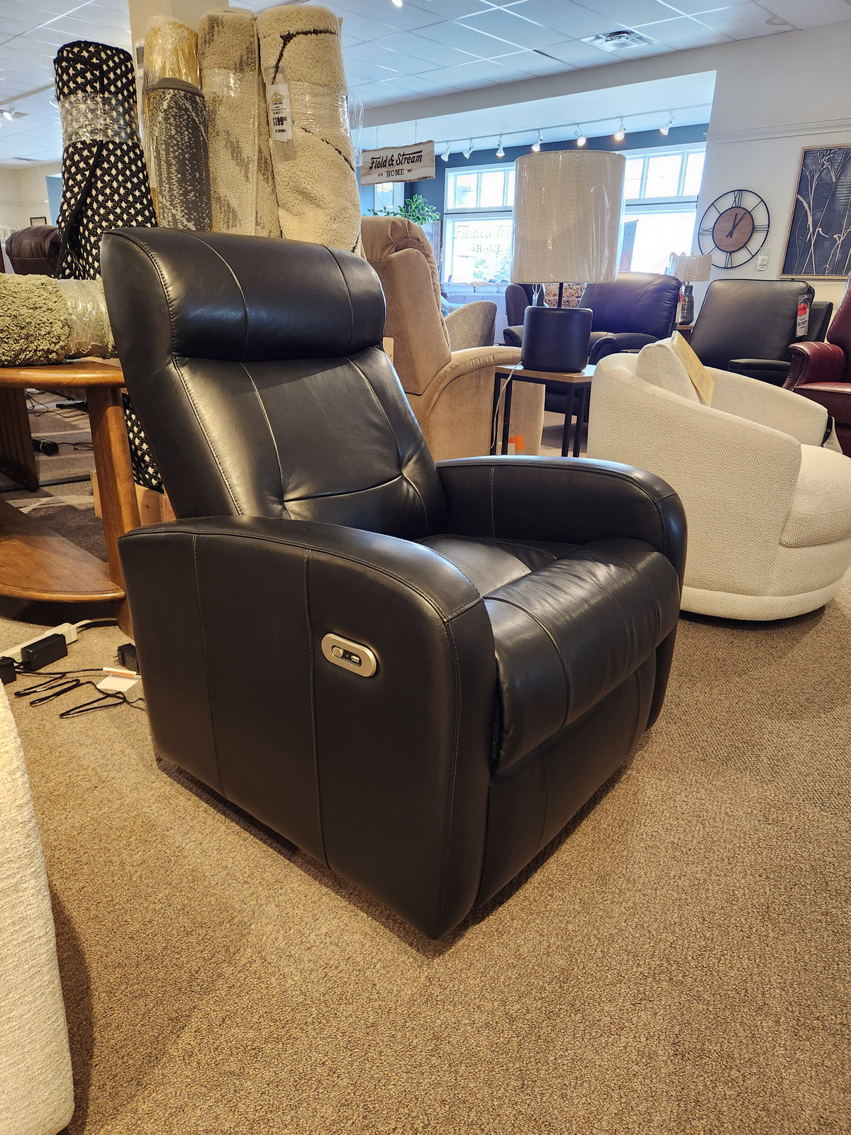 692 Power Swivel Reclining Chair