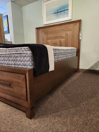 B6396 - Callisto Queen Storage Bed Frame
