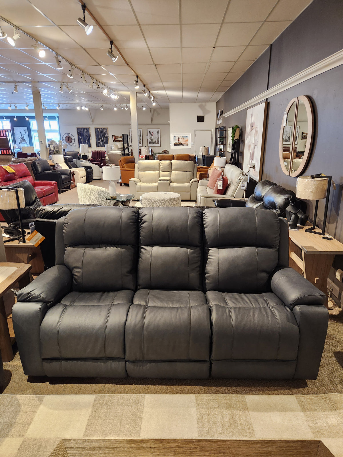 755 Dorian Power Reclining Sofa w/ Headrest