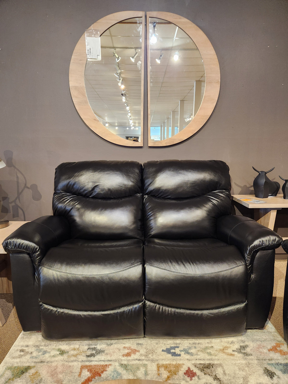 521 James Loveseat