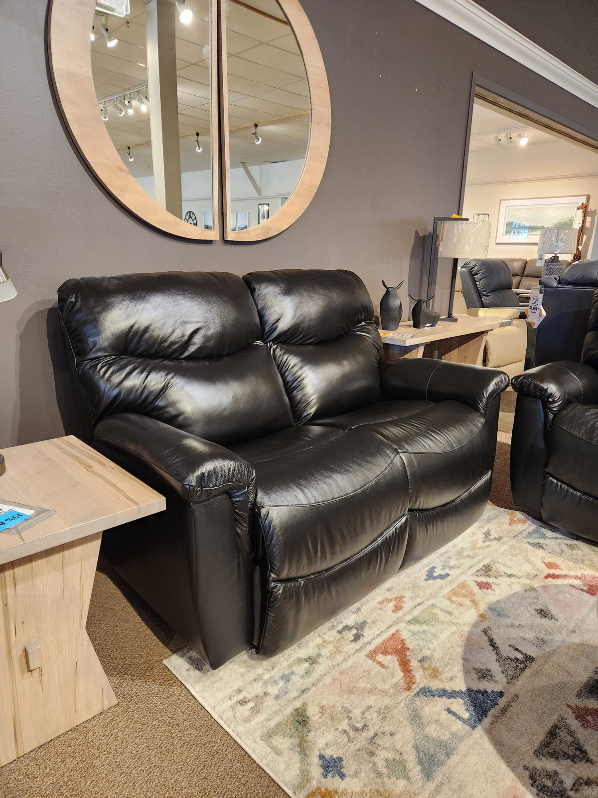 521 James Loveseat