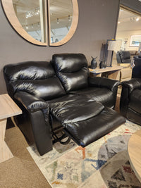 521 James Loveseat