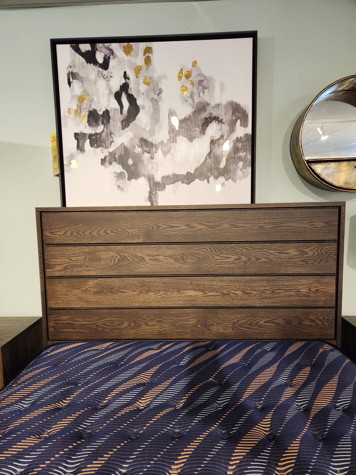 Belmont Queen Oak Bed
