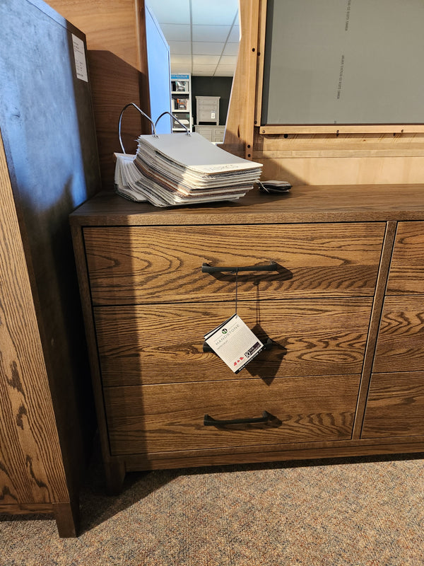 Belmont Oak 6 Drawer Dresser