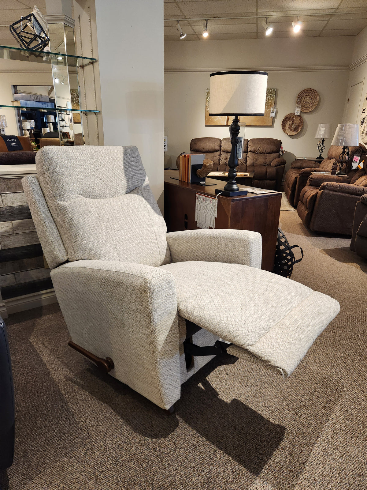 715 Kodie Rocker Recliner