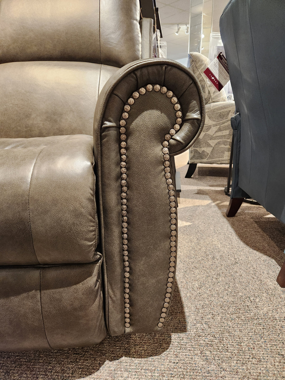 828 Dutton Rocker Recliner