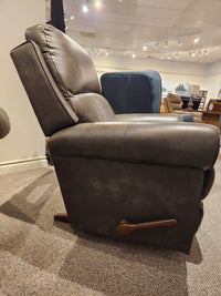 828 Dutton Rocker Recliner