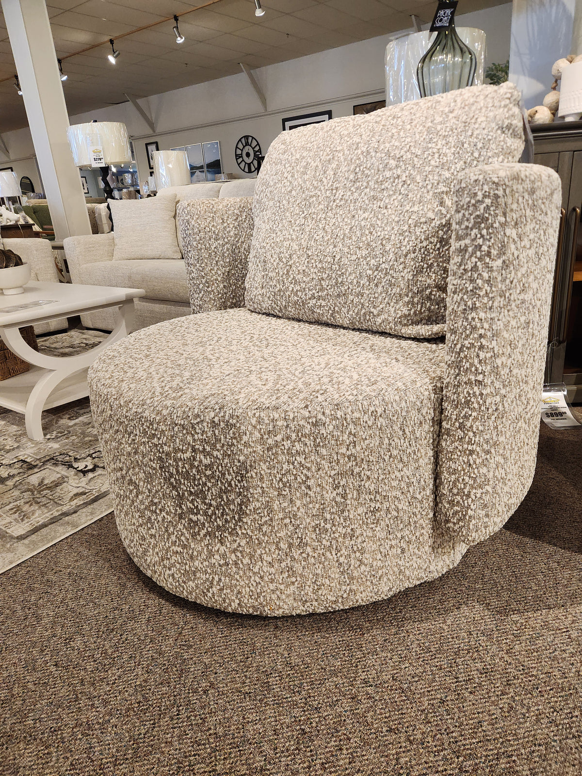 2524 Swivel Chair