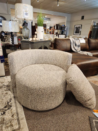 2524 Swivel Chair