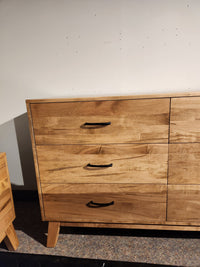 Rocklynd Golden Oak/Cherry Dresser