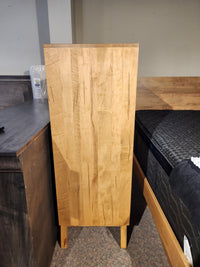 Rocklynd Golden Oak/Cherry Chest