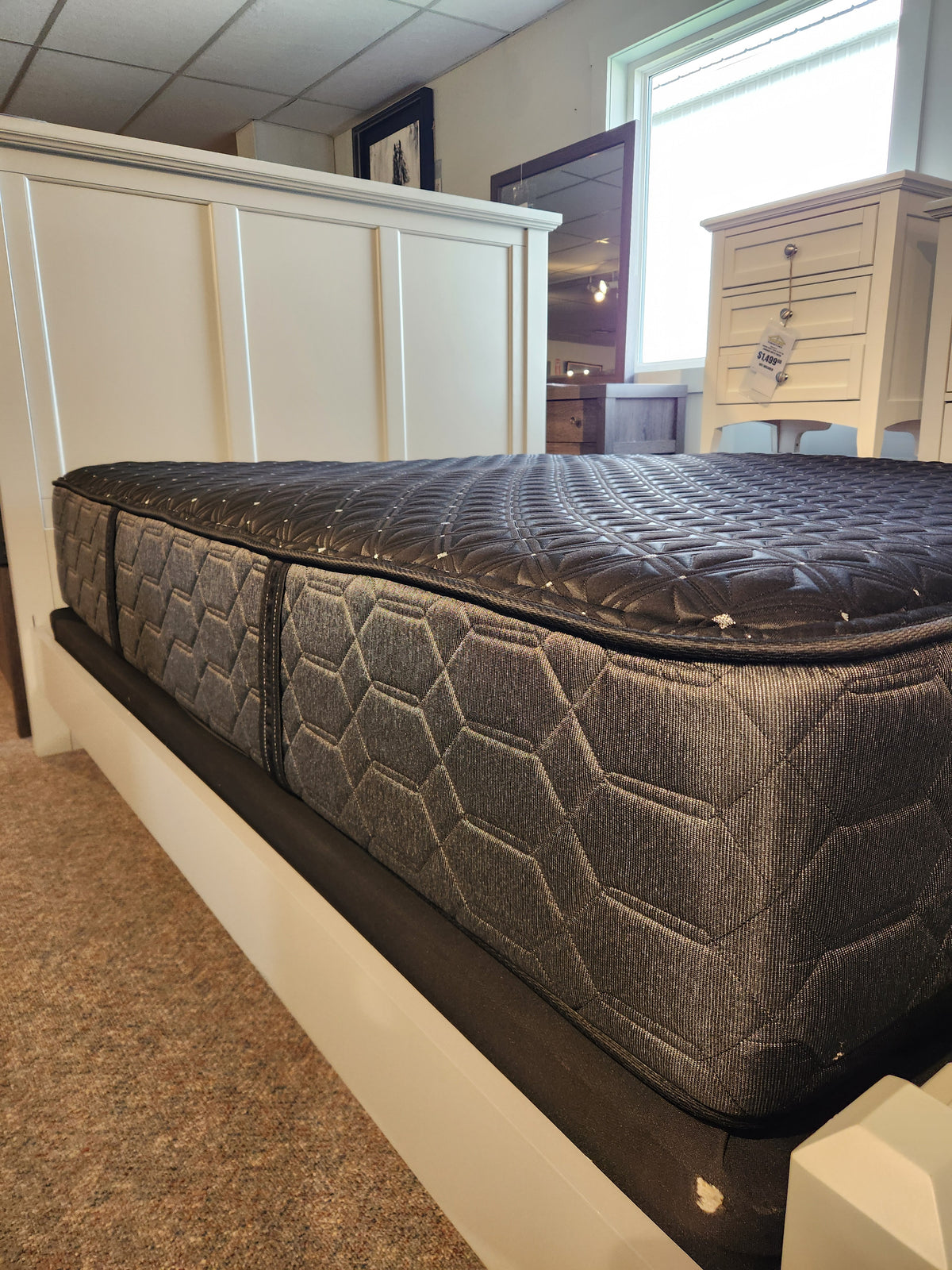 Beauty-rest Juno Hybrid Firm Mattress