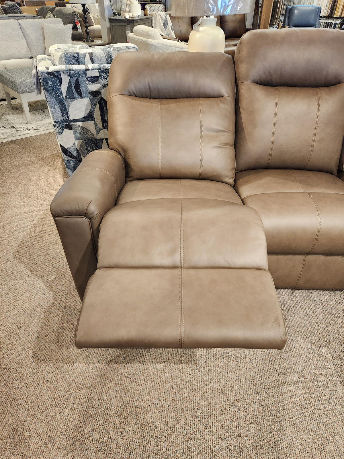 M8520 Power Reclining Sectional