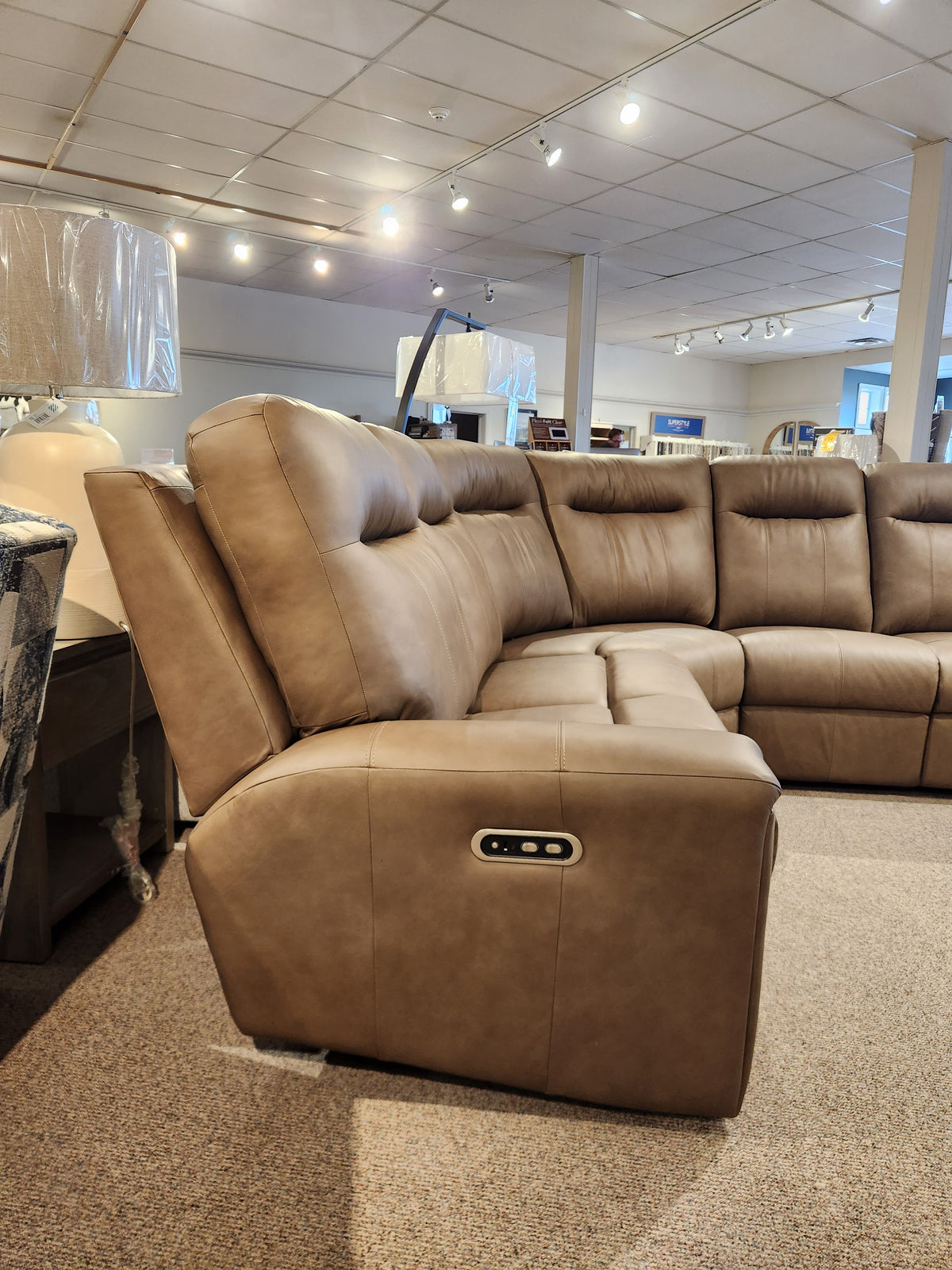 M8520 Power Reclining Sectional