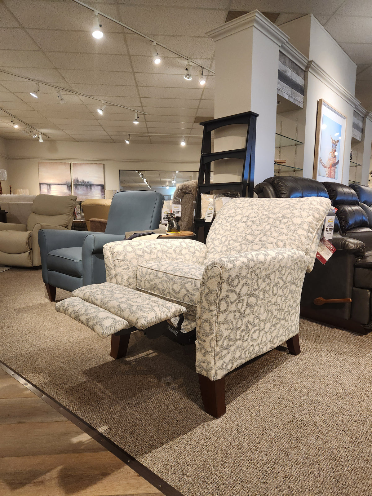 295 Riley High Leg Recliner