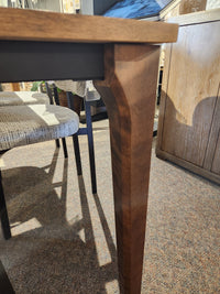 90863 Lidya Dining Table