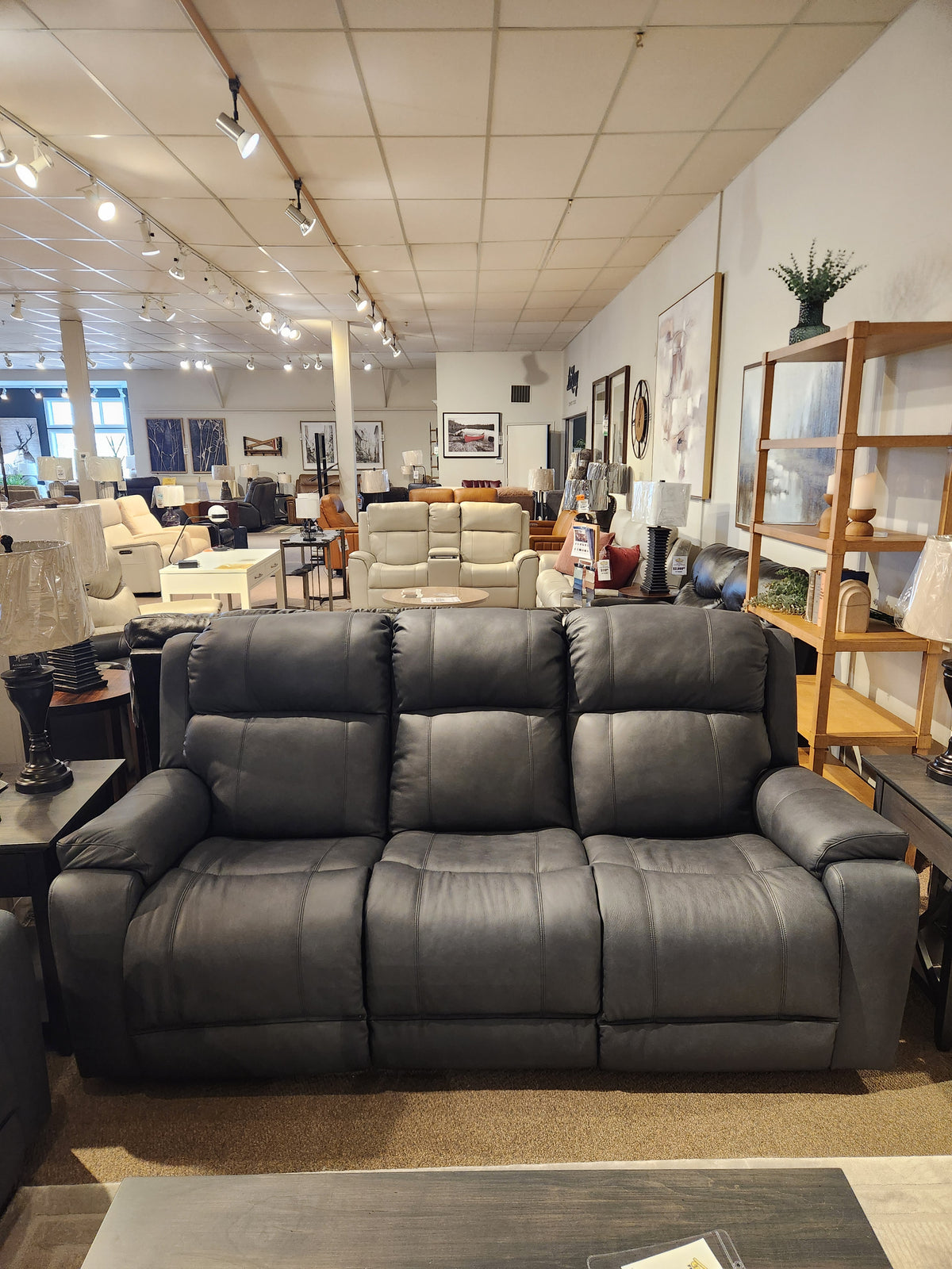 755 Dorian Reclining Sofa