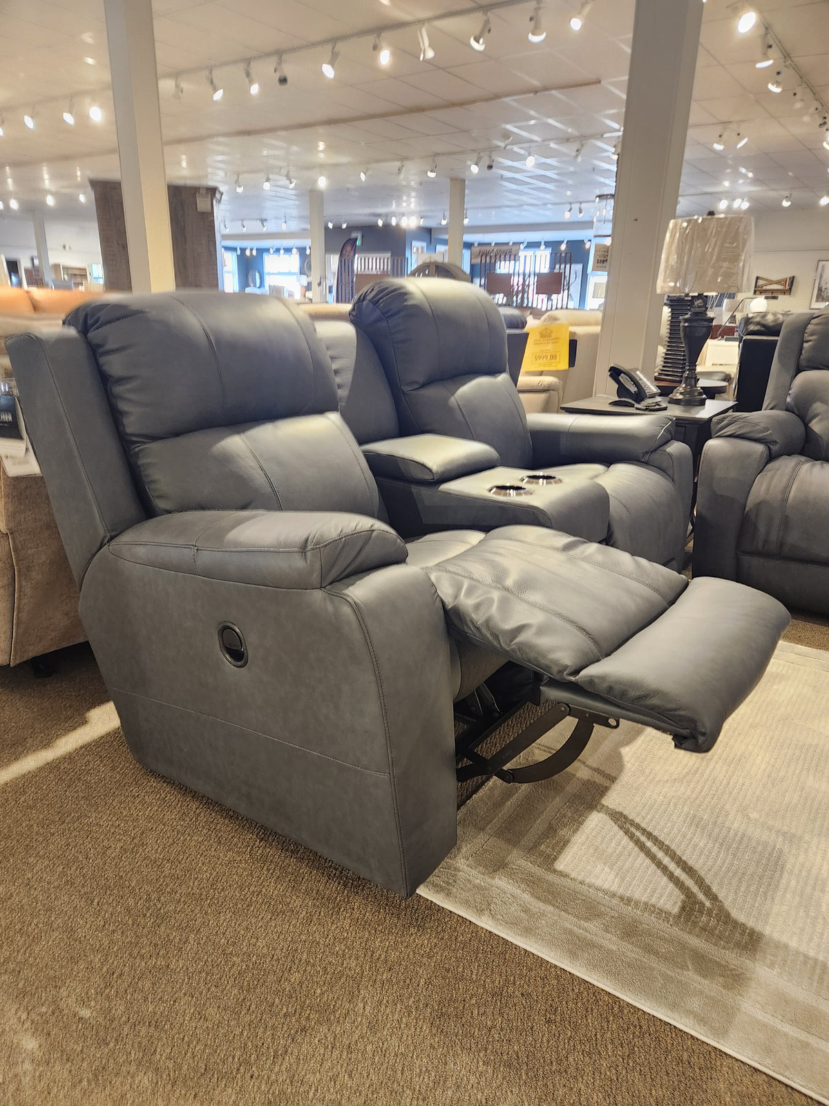 755 Dorian Reclining Console Loveseat