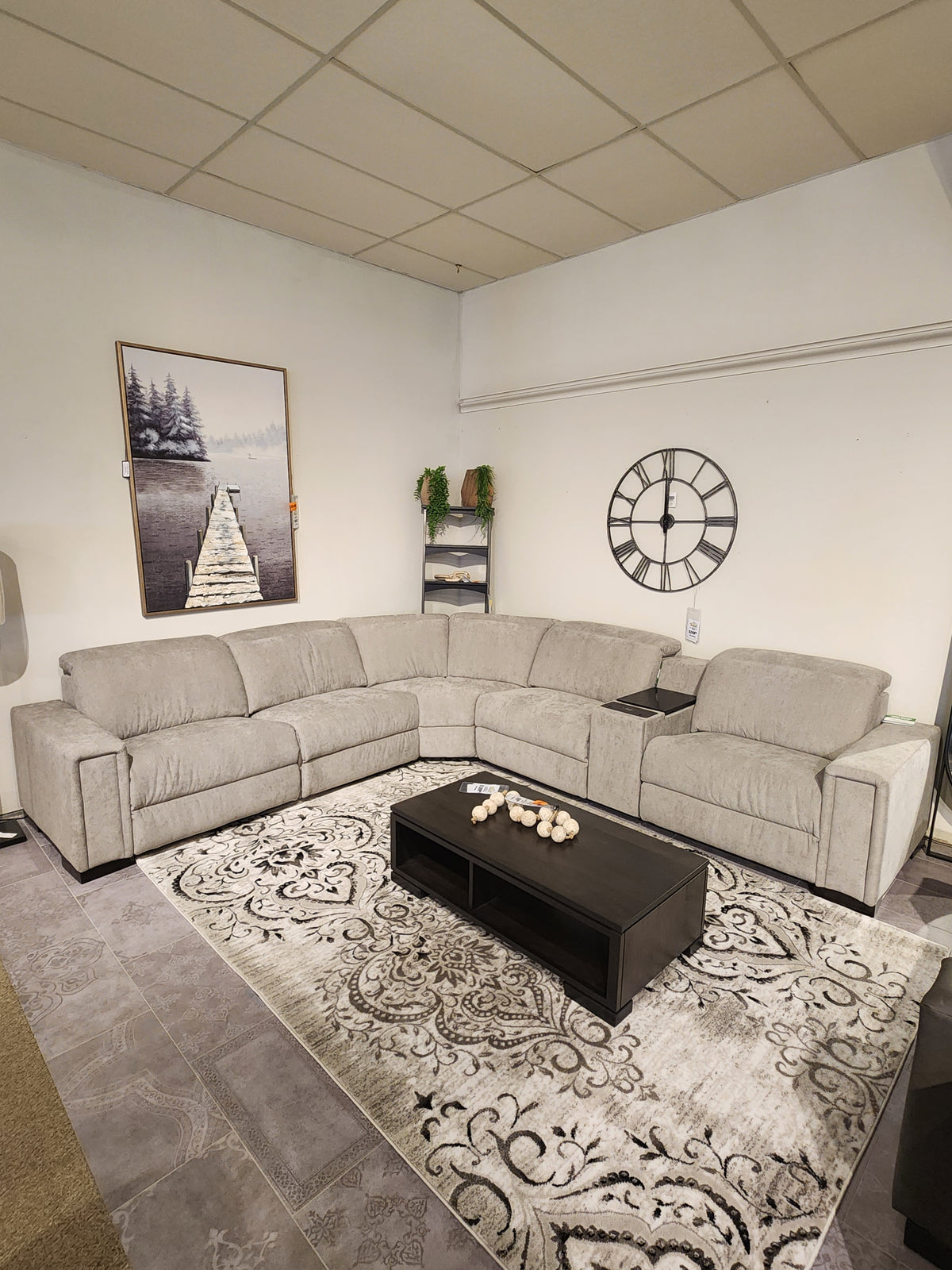 812 Armitage Reclining Sectional