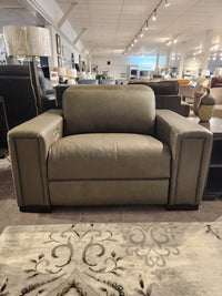812 Armitage Reclining Chair