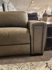 812 Armitage Reclining Chair