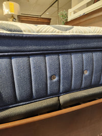 Gwendoline 16" ET Plush Mattress