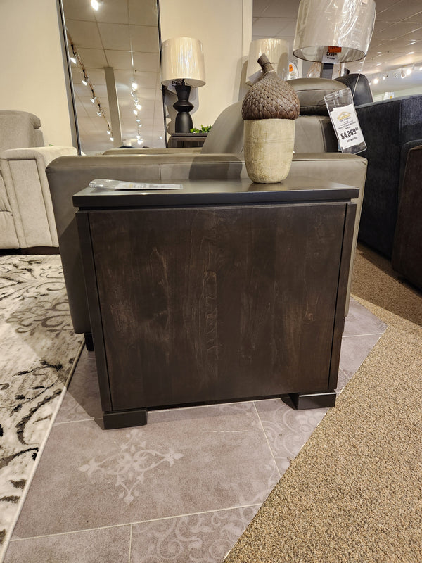 Kenova Chairside End Table