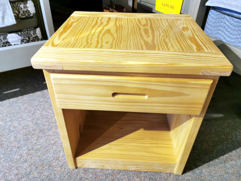 7010 1 Drawer Night Table