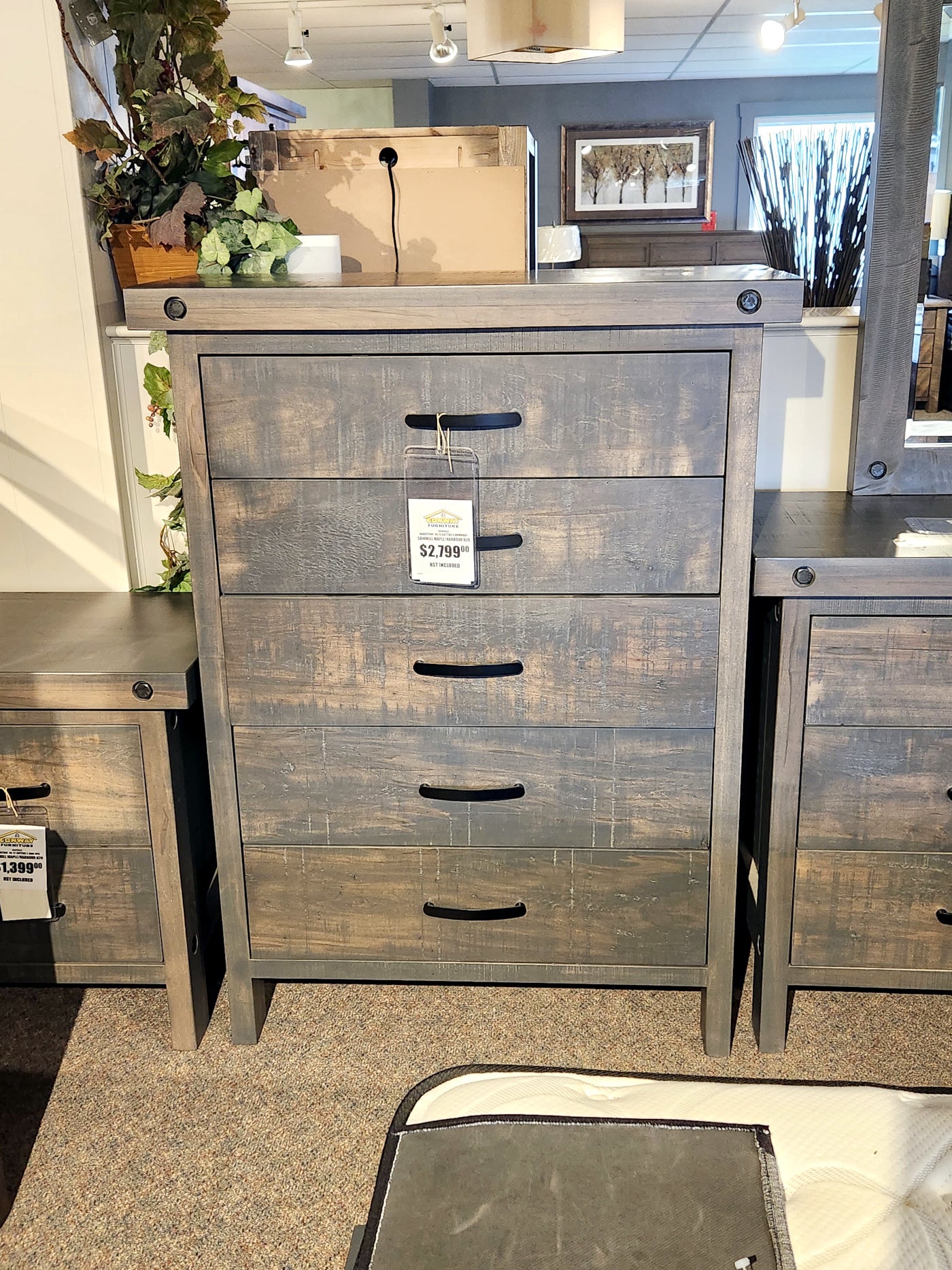 Bedroom Furniture and Chests in Kitchener | Conway Furniture