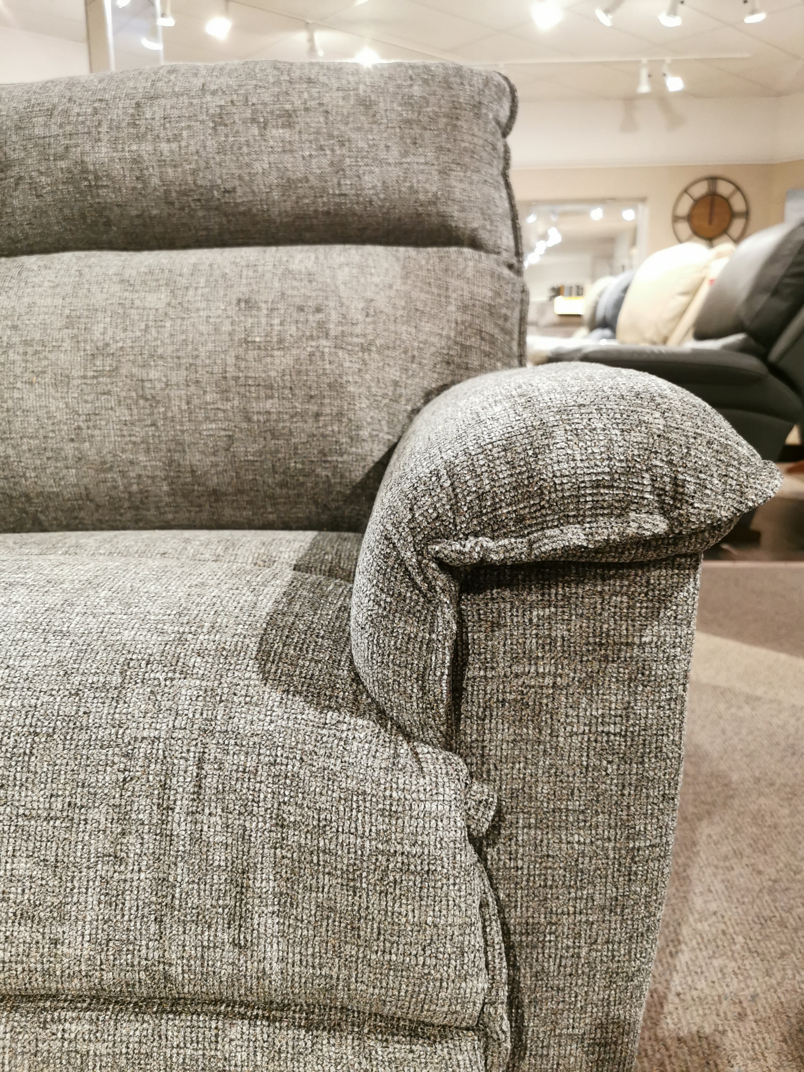 La-Z-Boy 706 Jay Power Sofa | Living Room | Conway Furniture