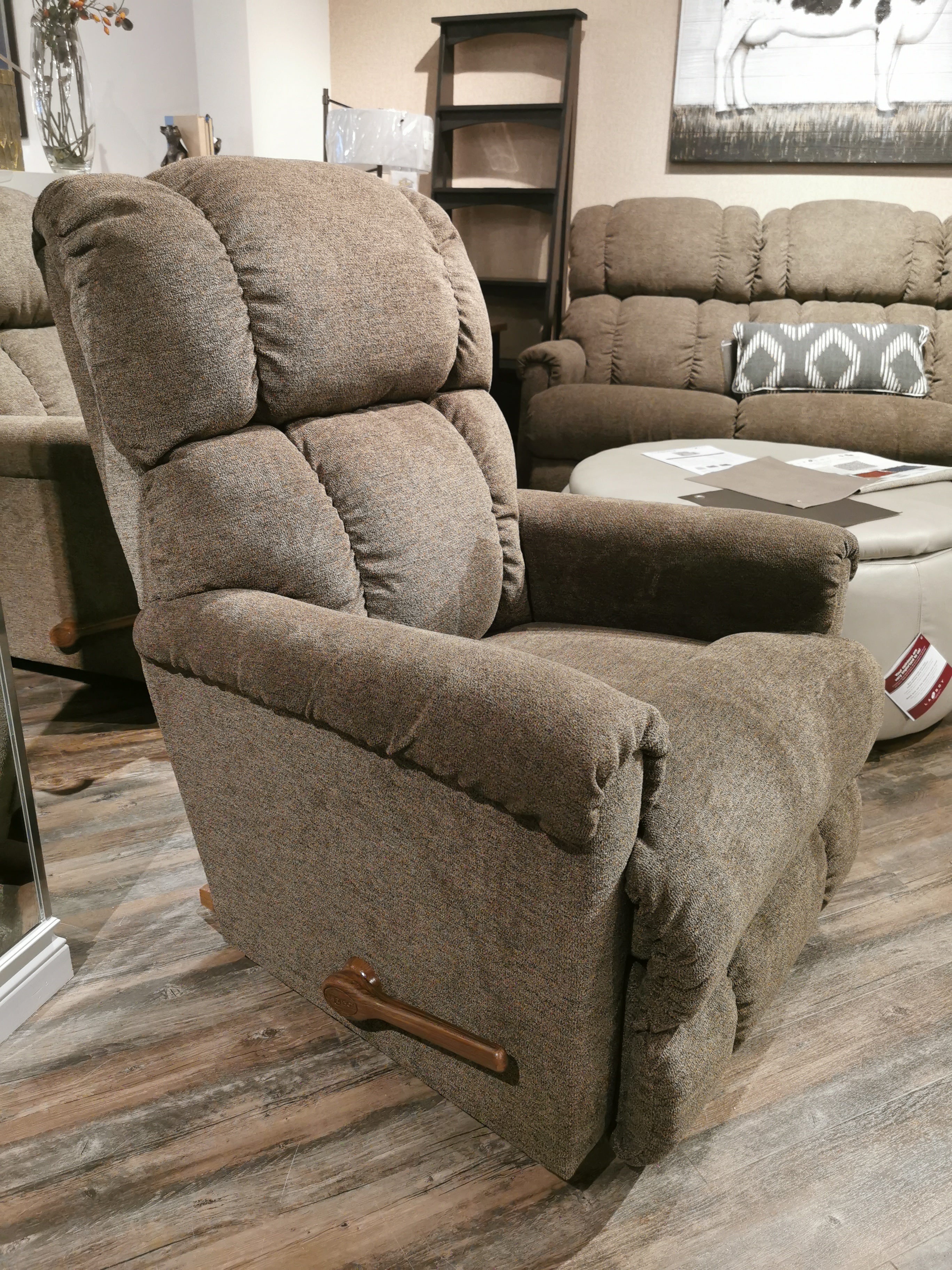 La-Z-Boy 512 Pinnacle Rocker Recliner | Living Room | Conway Furniture