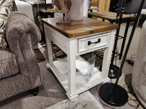5519 End Table