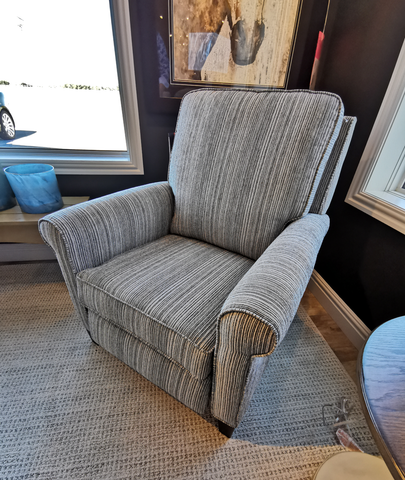 81R Reclining Chair
