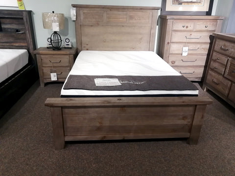 692 Sawmill Queen Bed